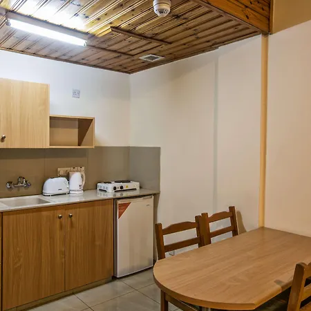 安西亚酒店公寓 圣纳帕