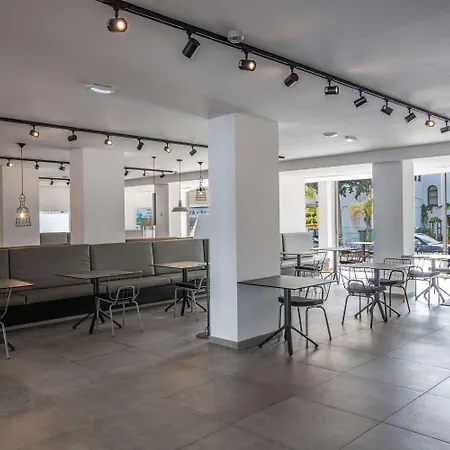 安西亚酒店公寓 3* 圣纳帕